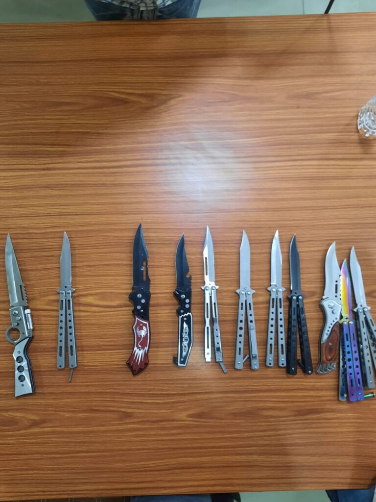 रायपुर पुलिस का धारदार व घातक हथियार के विरूद्ध चलाया जा रहा तस्दीकी अभियान लगातार रहेगा जारी