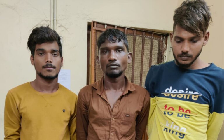 लूट/चोरी की 03 घटनाओं को अंजाम देने वाले 03 शातिर आरोपी गिरफ्तार
