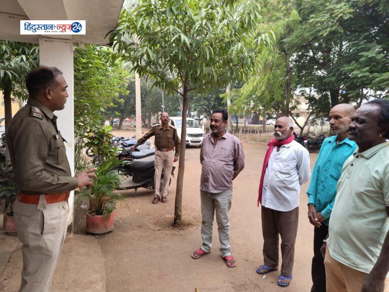 दुर्ग पुलिस के द्वारा जिले में शांति एवम कानून व्यवस्था बनाए रखने हेतु गुंडा एवम निगरानी बदमाशों की ली गई हाजिरी