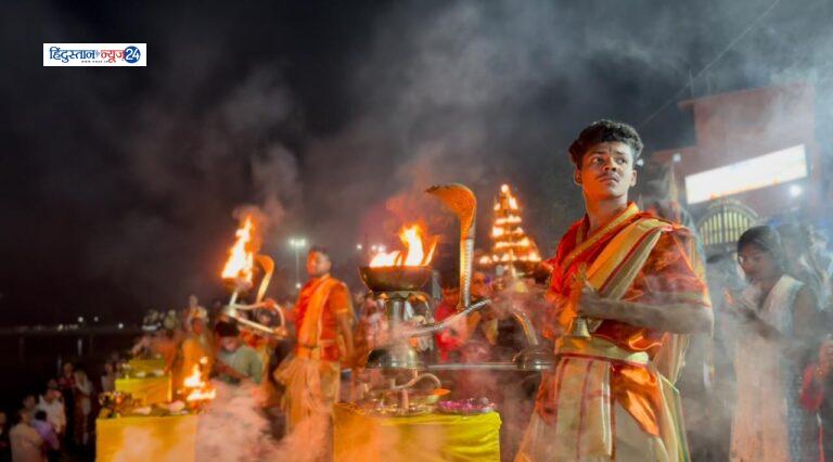 मकर संक्रांति के अवसर पर करणी सेना छत्तीसगढ़ ने की खारुन गंगा महाआरती