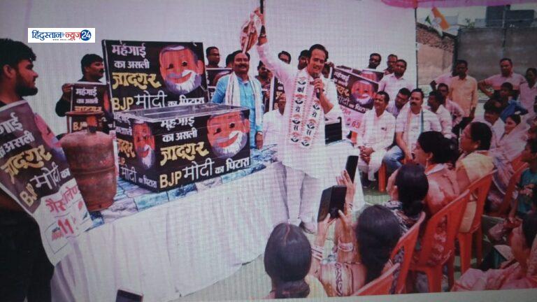 lok sabha election 2024 CG CONGRESS : विकास उपाध्याय ने  बिरगांव नगर निगम के सभी वार्डों में किया दौरा, नुक्कड़ सभा के साथ गली-गली घूम कर किया जनसंपर्क