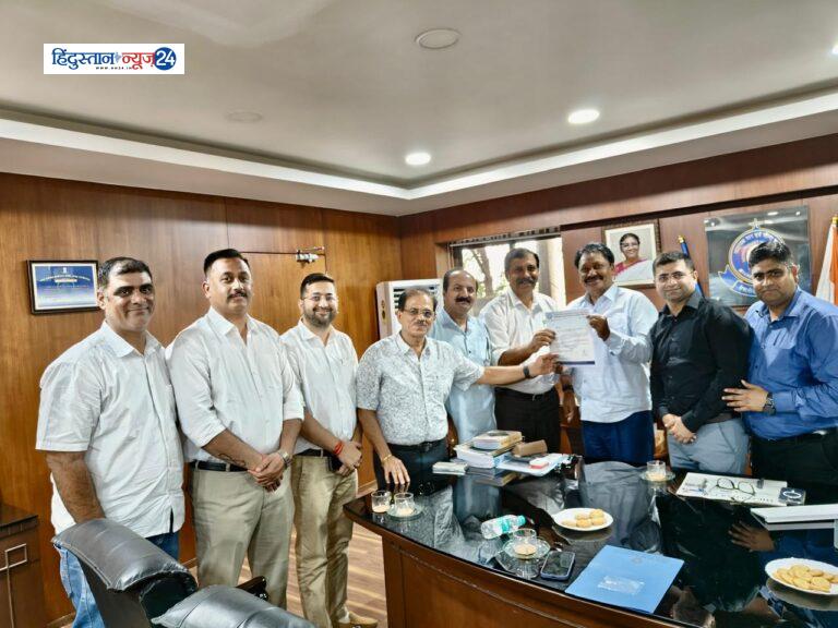 चेंबर प्रतिनिधि मंडल ने कमिश्नर, सेन्ट्रल टैक्स को ज्ञापन सौंपा