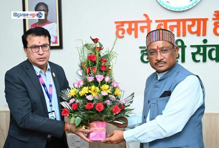 रायपुर : मुख्यमंत्री से एसबीआई के मुख्य महाप्रबंधक चंद्रशेखर शर्मा ने की सौजन्य मुलाकात