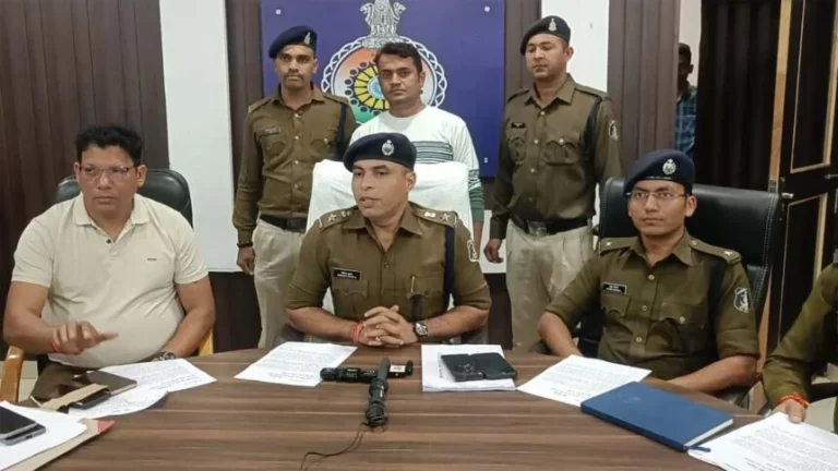 ‘मेरी पत्‍नी का बिल्‍डर से है अवैध संबंध’, इस शक में किया था बम ब्‍लास्‍ट, यू ट्यूब से रिमोट बम बनाना सीखा था