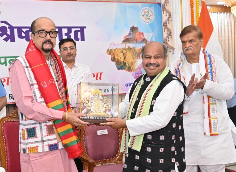राजभवन में हर्षाेल्लास के साथ मनाया गया ओडिशा, अरूणाचल प्रदेश, राजस्थान एवं  का स्थापना दिवस – पुरन्दर मिश्रा