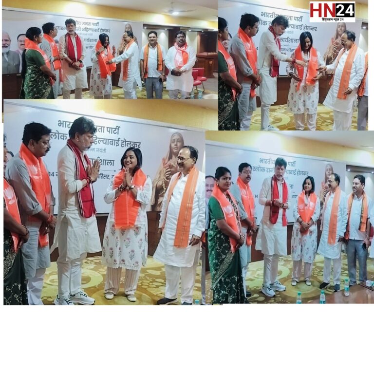 Breaking : पूनम पांडेय कांग्रेस छोड़ BJP में हुई शामिल, कहा- कांग्रेस मेहनती कार्यकर्ताओं की नहीं करती कद्र