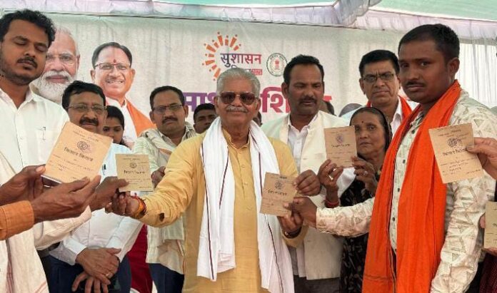 dc7b10cf-adf5-4e26-896b-47d8f6c4eeb6