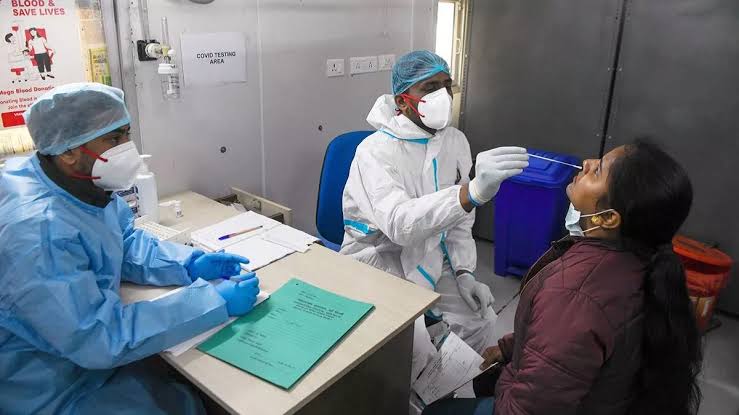 बड़ी खबर : रायपुर में कोविड की वापसी , स्थानीय निवासी की रिपोर्ट पॉजिटिव, स्वास्थ्य विभाग अलर्ट