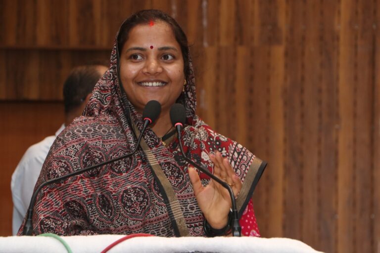 कृषि साख समितियों से बढ़ेगी किसानों की आमदनी : लक्ष्मी राजवाड़े