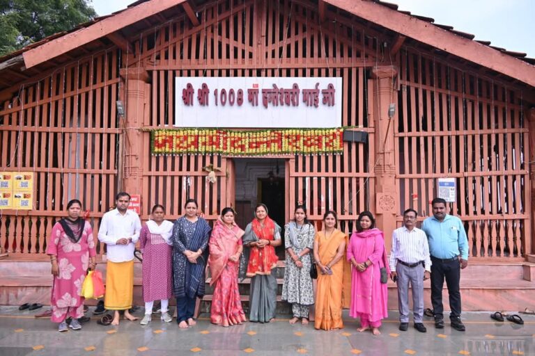 रायपुर : बस्तर प्रवास पर दंतेवाड़ा पहुंची मंत्री लक्ष्मी राजवाड़े, मां दंतेश्वरी के किए दर्शन