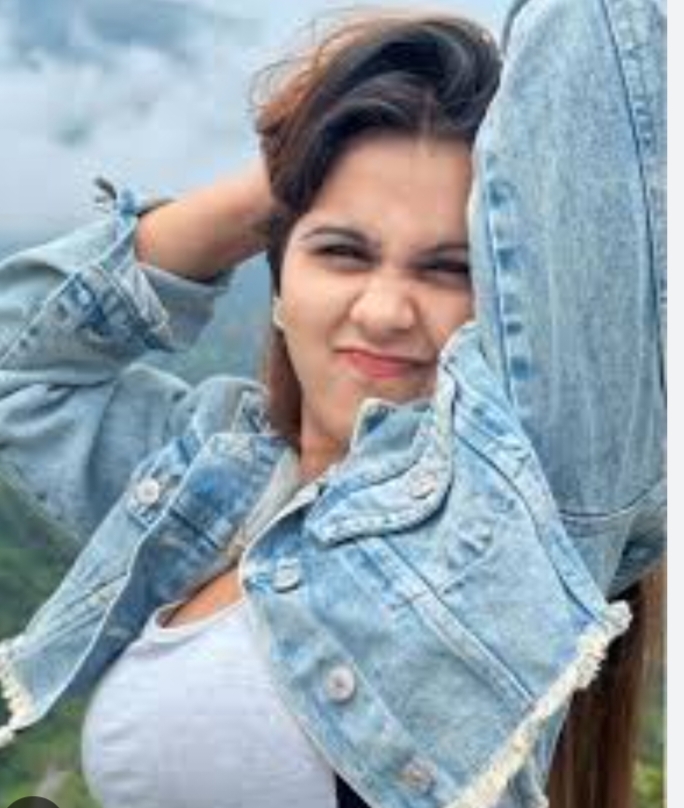 भोजपुरी सोशल मीडिया इनफ्लुएंसर हेमा कश्यप ने इंस्टाग्राम पर मचाया तहलका