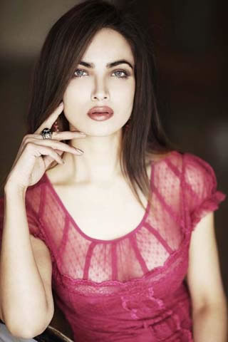 32 साल की एक्ट्रेस हुमैरा असगर की संदिग्ध हालात में मौत , कौन थी हुमैरा असगर , देखे पूरी खबर