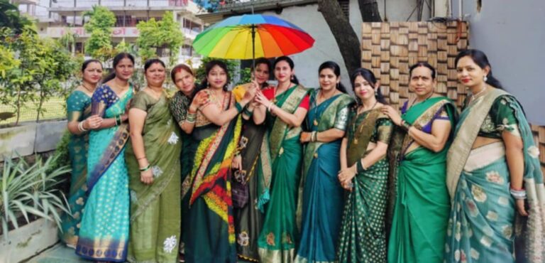 सावन की हरियाली में सजी देवांगन समाज की बहनें, बिरगांव में उल्लासपूर्वक मनाया सावन उत्सव