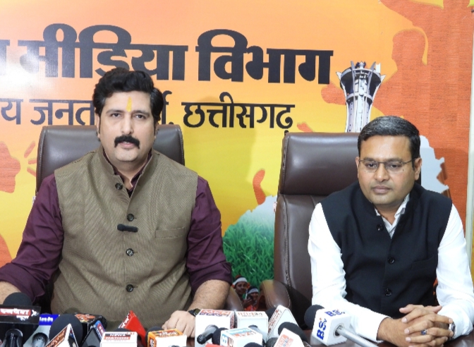 मोदी सरकार में घर बनाना और घर चलाना दोनों हुआ सस्ता : अमित चिमनानी