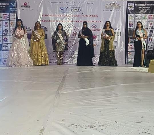 VMS Miss & Mrs. India International 2025 में छाया रायपुर और मध्य भारत का जलवा, विजेताओं ने बटोरीं खूब सराहना