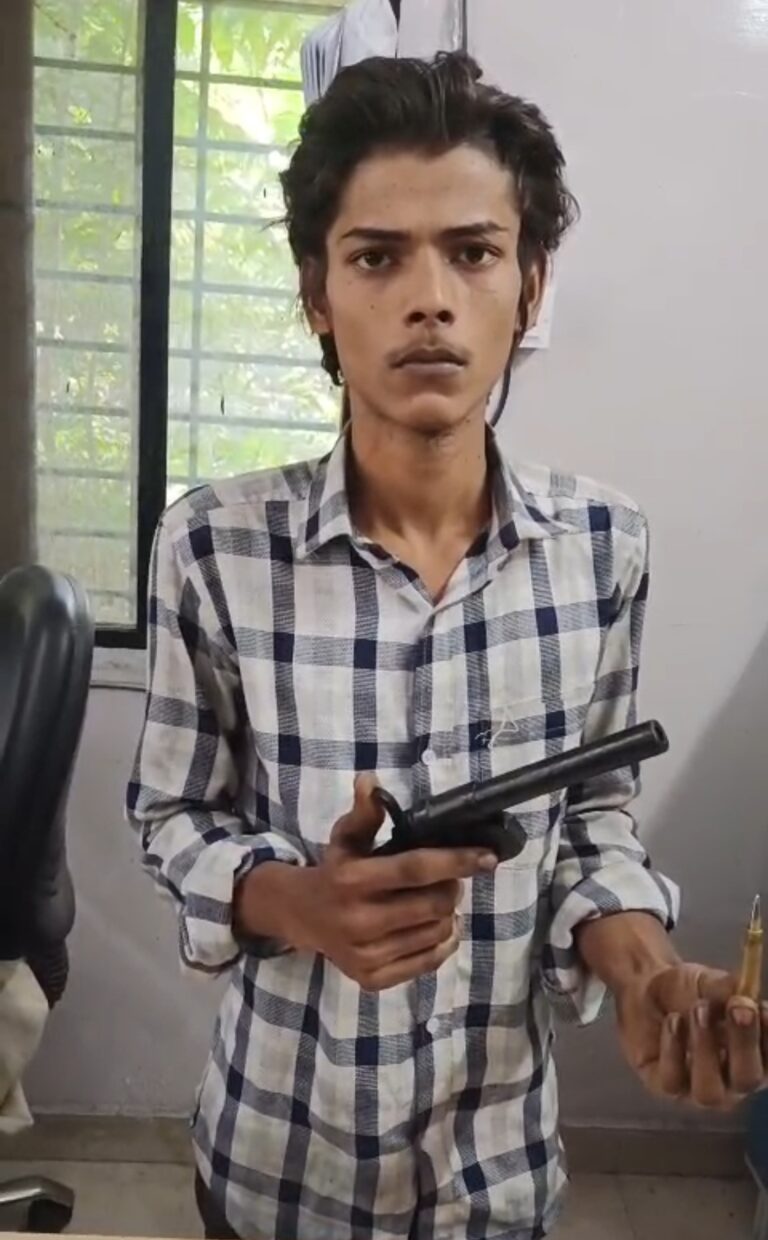 Raipur crime news : देशी कट्टा के साथ आरोपी शनि कुमार गिरफ्तार