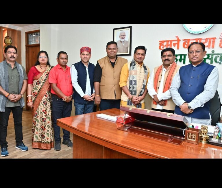 मुख्यमंत्री विष्णु देव साय से रायपुर प्रेस क्लब के नवनिर्वाचित पदाधिकारियों की सौजन्य मुलाकात