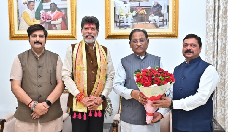 मुख्यमंत्री विष्णु देव साय को भाजपा नेताओं ने दी जन्मदिन की शुभकामनाएं