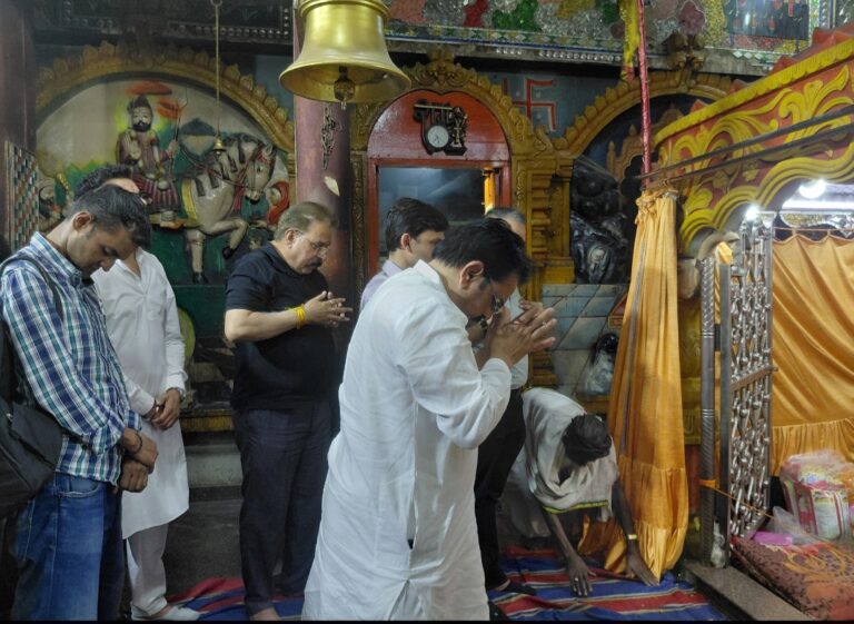 सर्व धर्म हनुमान मंदिर में उमड़ता है आस्था का सैलाब,15 वर्षों से अनवरत जारी है समाजसेवी कुबेर राठी का ‘शनिवार महाभंडारा’