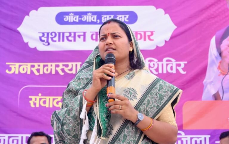 सुशासन और विकास का मिला दोहरा लाभ, मंत्री  लक्ष्मी राजवाड़े ने सुनीं जनसमस्याएं