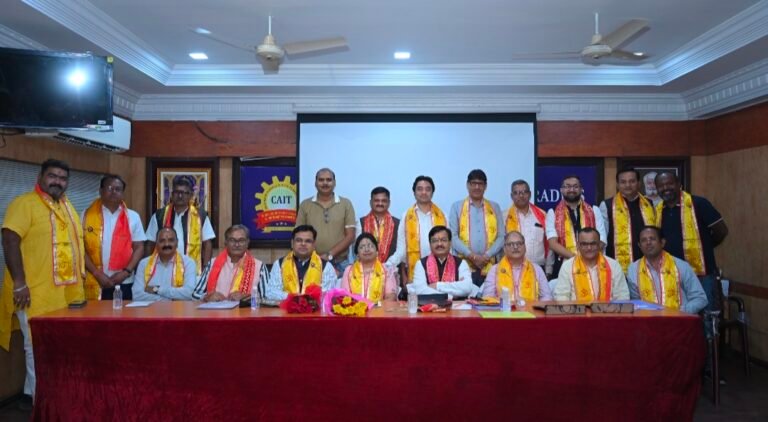 रायपुर जिला माहेश्वरी सभा का शपथ ग्रहण समारोह संपन्न