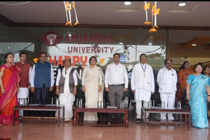 स्वतंत्रता दिवस पर देशभक्ति के रंग में रंगा आंजनेय विश्वविद्यालय