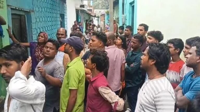 भजिया-बड़ा बेचकर पाल रहा था परिवार: सुबह घर के कमरे में फांसी पर झूलता मिला जगमोहन, मौत की वजह तलाश रही पुलिस