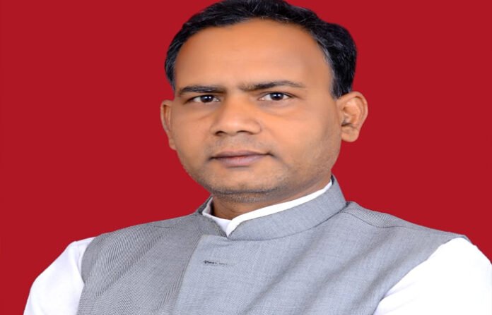 मोदी सरकार में जारी है बैंक लूट, एनपीए के नाम पर पूंजीपतियों के लाखों करोड़ राइट ऑफ - सुरेंद्र वर्मा