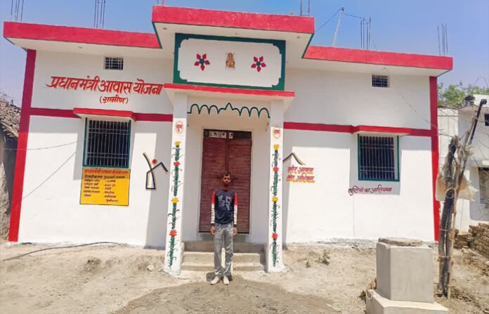 पीएम आवास की पात्रता का दायरा बढ़ा: 9 साल से शहर में रह रहे परिवारों को भी मिलेगा मौका पीएम आवास की पात्रता का दायरा बढ़ा: 9 साल से शहर में रह रहे परिवारों को भी मिलेगा मौका
