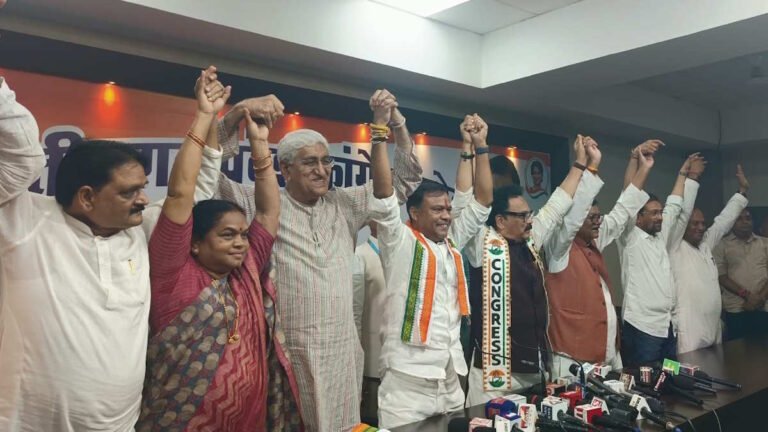 छग कांग्रेस प्रभारी सुखदेव भगत ने साधा मुख्य चुनाव आयुक्त पर निशाना, कहा- ज्ञानेश कुमार ने चुनाव आयोग को बना दिया सरकारी विभाग