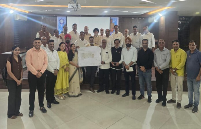 छत्तीसगढ़ चेम्बर ऑफ कामर्स के प्रस्तावित नया भवन पर सुझाव एवं चर्चा छत्तीसगढ़ चेम्बर ऑफ कामर्स के प्रस्तावित नया भवन पर सुझाव एवं चर्चा