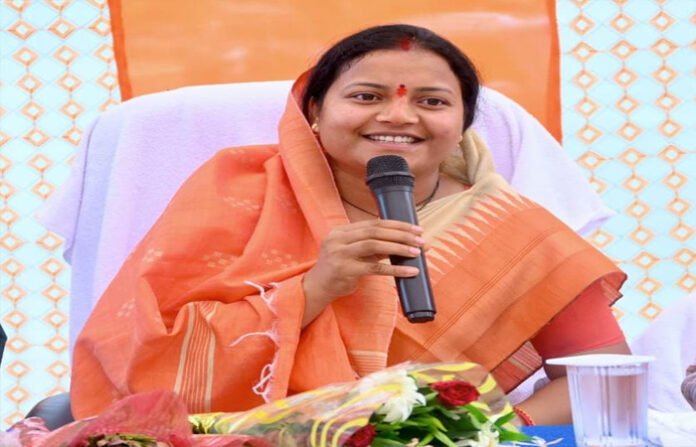मंत्री लक्ष्मी राजवाड़े की पहल से भटगांव विधानसभा में 6.97 करोड़ रुपये के सड़क-पुल कार्यों को मिली स्वीकृति मंत्री लक्ष्मी राजवाड़े की पहल से भटगांव विधानसभा में 6.97 करोड़ रुपये के सड़क-पुल कार्यों को मिली स्वीकृति