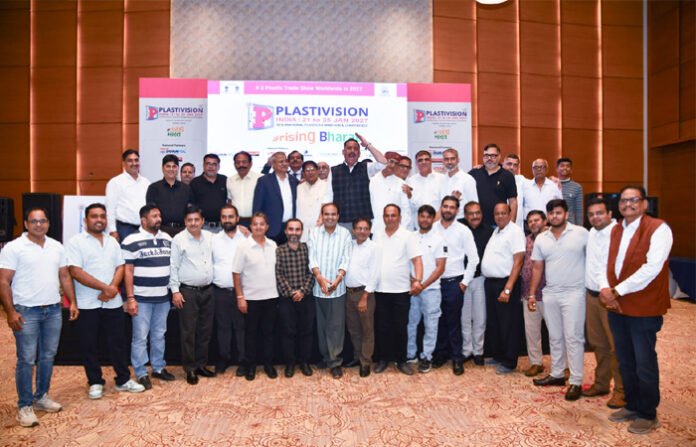 रायपुर में प्लास्ट विजन रोड शो का भव्य आयोजन, 247 उद्योगपतियों ने लिया प्लास्टिक कचरा प्रबंधन का संकल्प