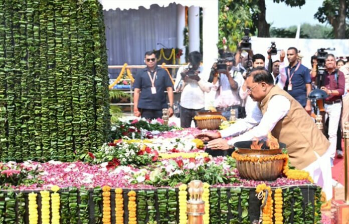 पुलिस स्मृति दिवस पर सीएम साय ने शहीदों को किया नमन: बोले- नक्सलवाद के विरुद्ध सफलता जवानों की वीरता का परिणाम